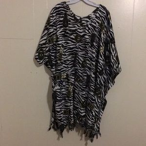 Black, White, and Gold Short Dashiki